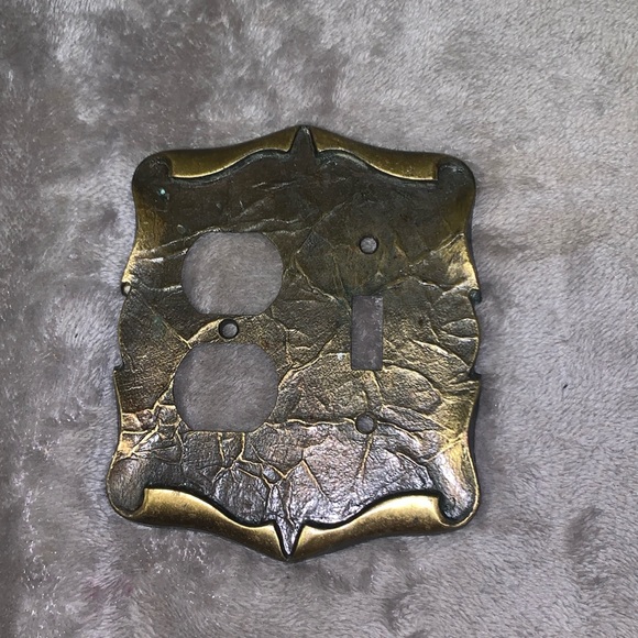 Other - *0104 Vintage Amerock Dual Outlet/Light Switch Plate Cover